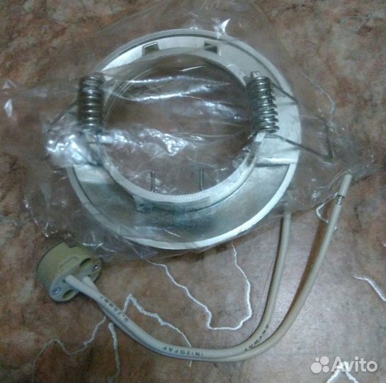 Светильник потолочный встраиваемый