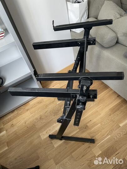 Стойка для синтезатора