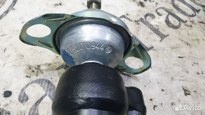 Амортизаторы задние Mercedes-Benz W140