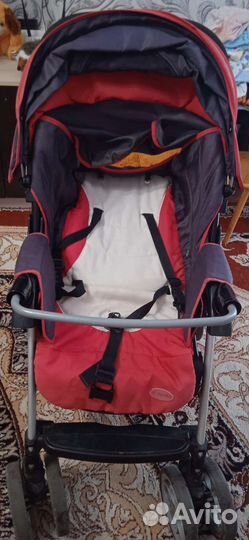 Прогулочная коляска