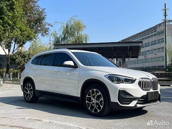 BMW X1 2.0 AT, 2021, 30 000 км