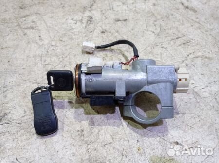 Замок зажигания Ниссан