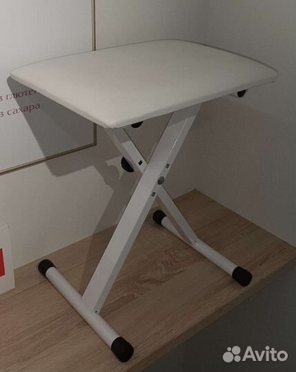 Банкетка для пианино