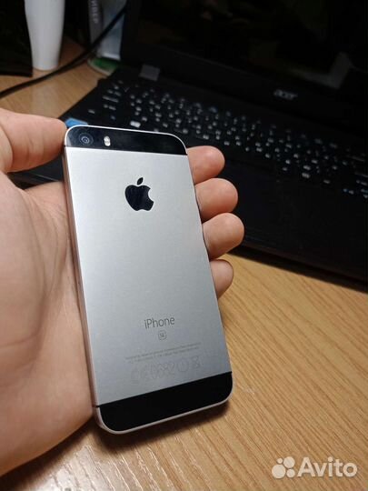 Телефон iPhone SE Ростест 32gb