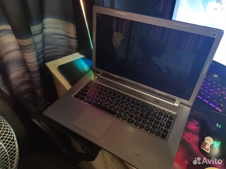 Ноутбук Lenovo