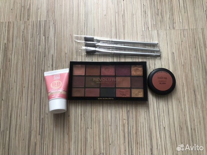 Набор косметики пакетом