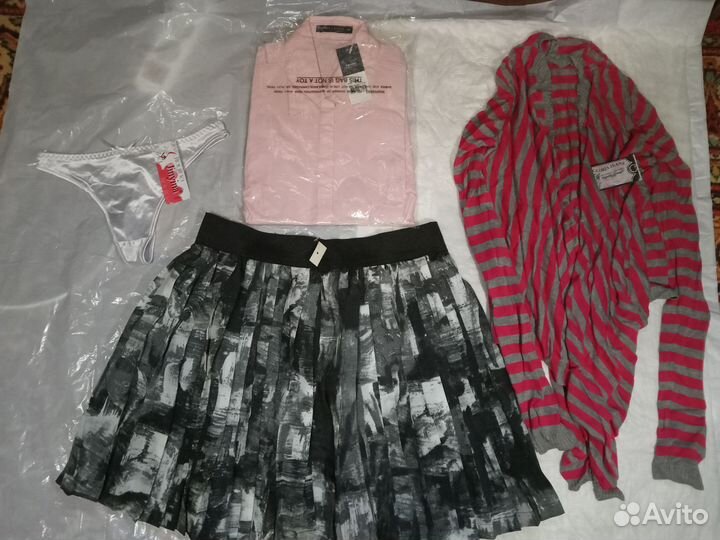 Канцелярия Тетради,пластили,пенал, школьная одежда