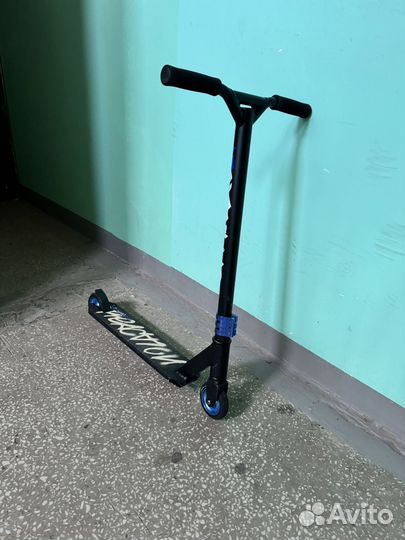 Самокат трюковой
