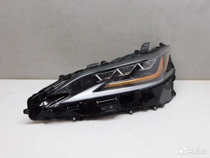 Фара левая Lexus ES200/ES250/ES350