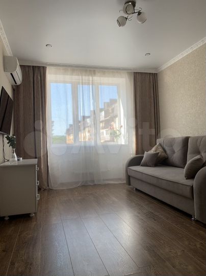 2-к. квартира, 55 м², 3/6 эт.