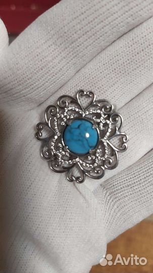 Брошь новая