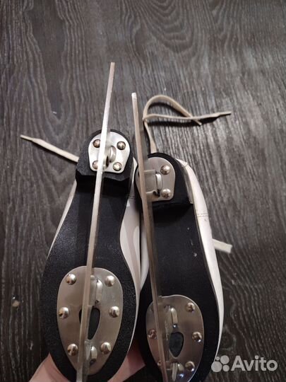 Коньки фигурные детские профессиональные