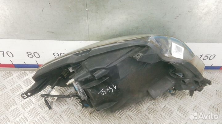 Фара Nissan Note E11 (2006-2013)