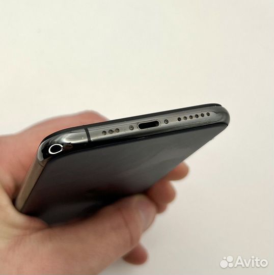 iPhone 11 Pro, 64 ГБ