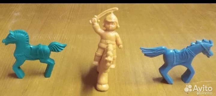 Игрушки СССР солдатики