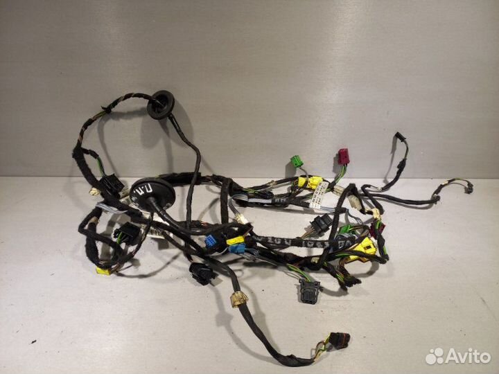 Проводка салона Mercedes Benz C-Class седан 271820