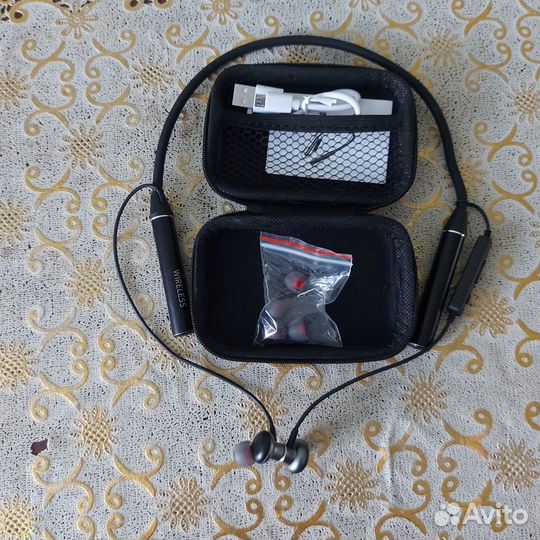 Беспроводные bluetooth наушники wireleses