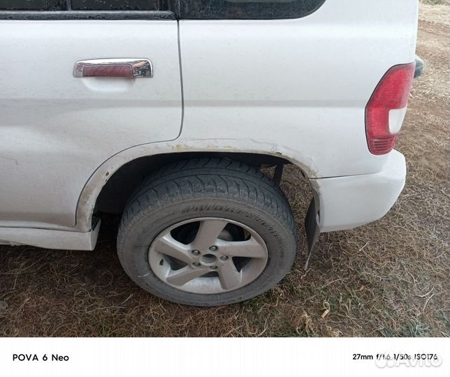 Mitsubishi Pajero iO 2.0 AT, 2000, 328 600 км