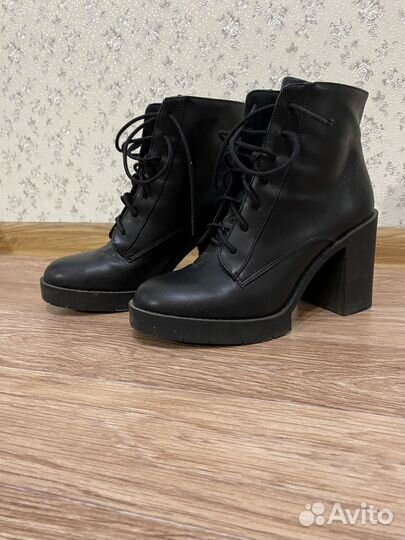 Женская обувь