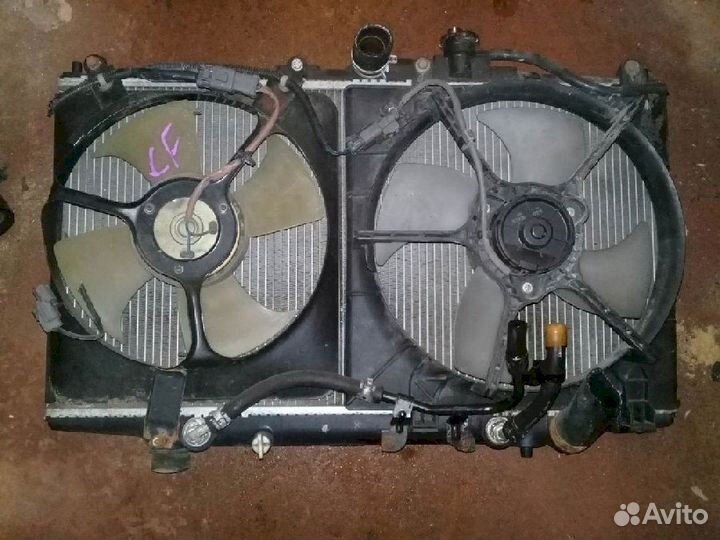 Радиатор охлаждения Honda Accord CF3