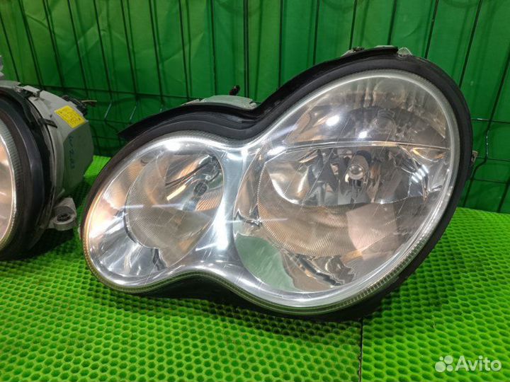 Фара левая+фара правая Mercedes-Benz C W203