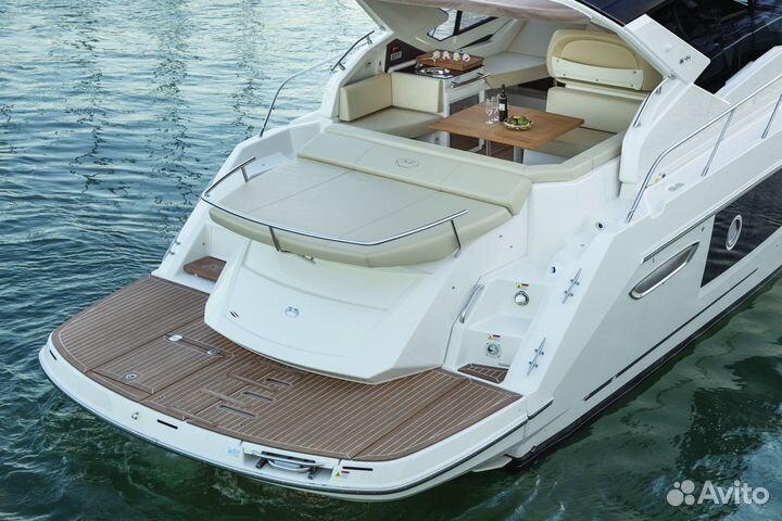 Яхта Cranchi M44HT, 2024