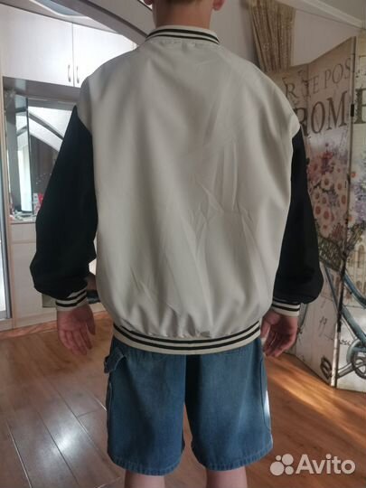 Куртка бомбер