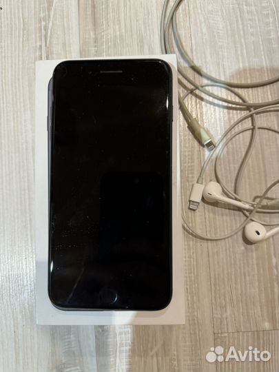 iPhone 7 Plus, 32 ГБ