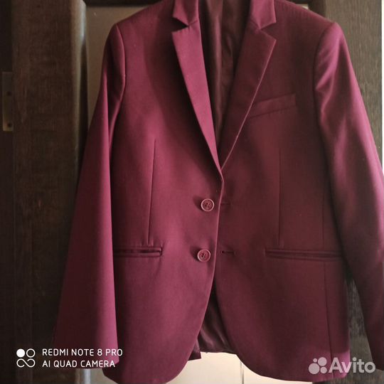 Качественный бордовый пиджак для мальчика рост 146