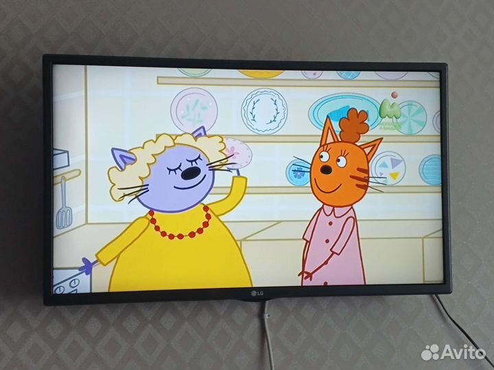 Телевизор LG smart tv 32
