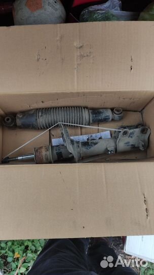 Комплект амортизаторов kia Rio