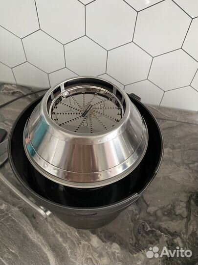 Соковыжималка Philips HR1870 в отличном состоянии