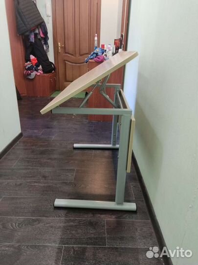 Письменный стол/парта