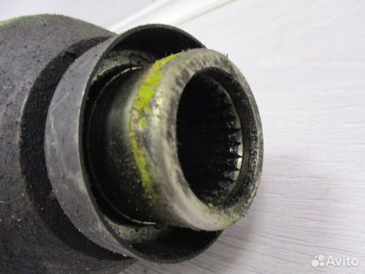 Полуось передний левый Volkswagen Transporter 2.5