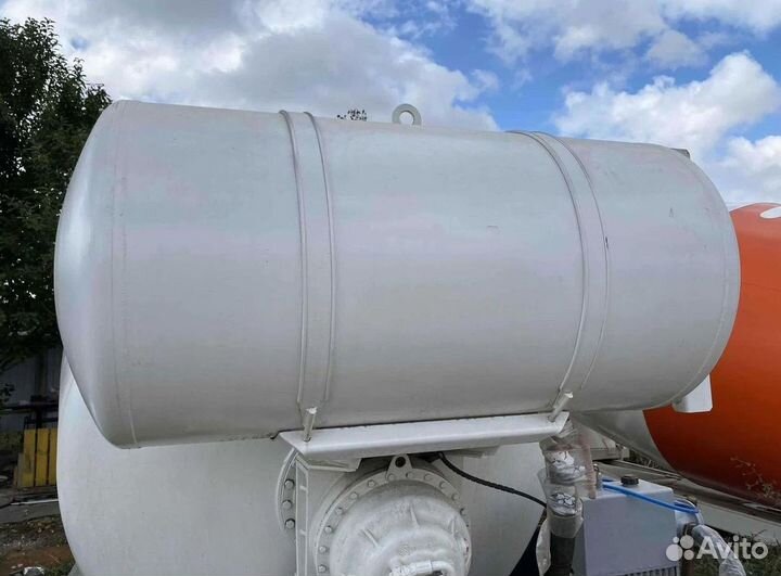 Водобак на миксер абс