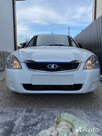 Передний бампер priora 2 белый