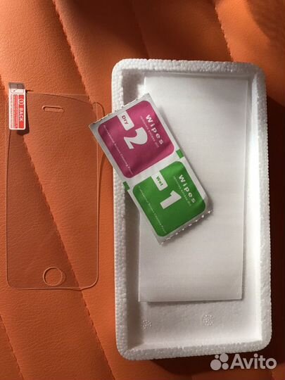 Защитное стекло на iPhone 5, 5S, SE