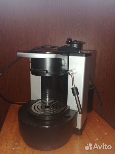 Кофемашина nespresso ES50 Pro с капучинатором