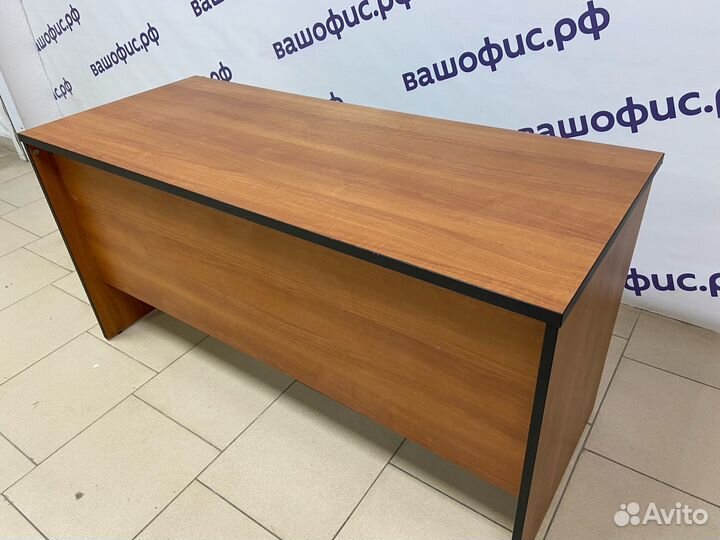 Стол офисный