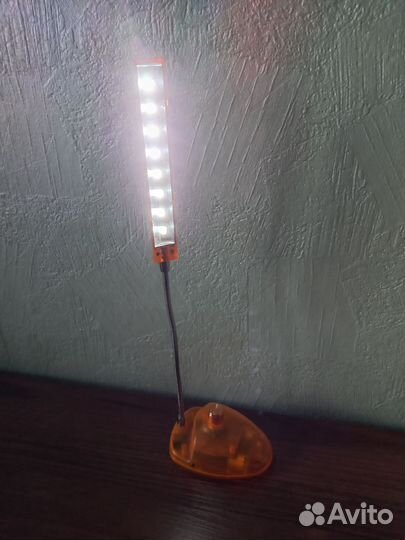 Компьютерная лампа. Светодиодный светильник