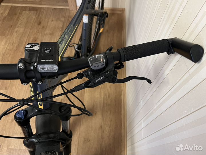 Велосипед gt avalanche comp L 27,5
