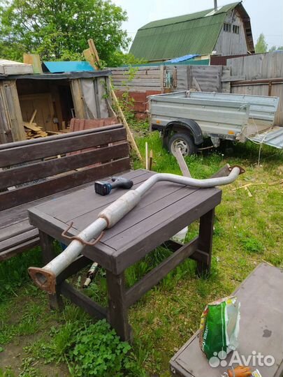 Глушитель на ваз 2110 (точно не знаю)