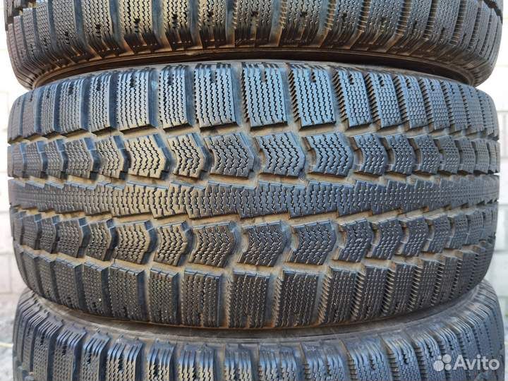 Pirelli Winter Ice Control 225/45 R17 99V