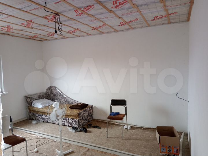 Дом 180 м² на участке 8 сот.