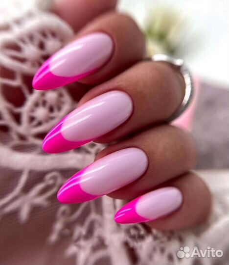 Маникюр модели / ламинирование ресниц