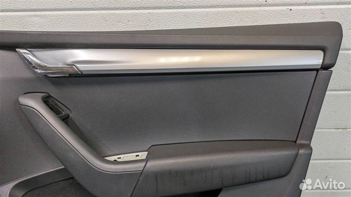 Обшивки дверей комплект Skoda Octavia 3 2017