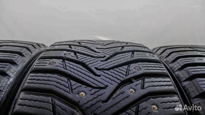 Kumho WinterCraft Ice WI31 225/45 R18 и 245/40 R18 95T