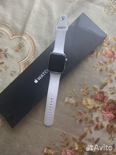 Apple Watch 7 45 mm nike