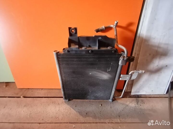 Продам на mazda demio радиатор, кондиционер гр