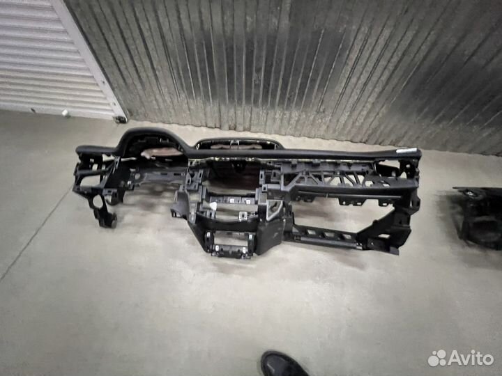 Торпедо с подушкой Ниссан Кашкай j11